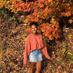 Meet your Posher, Senait